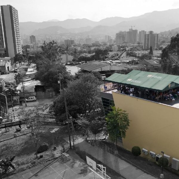 biblioteca-colegio-mayor-de-antioquia-2
