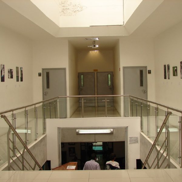 biblioteca-colegio-mayor-de-antioquia-5