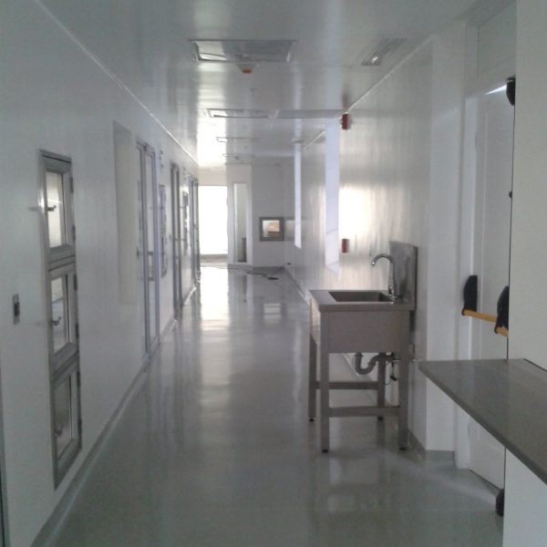 central-de-mezclas-clinica-leon-XIII-medellin-1