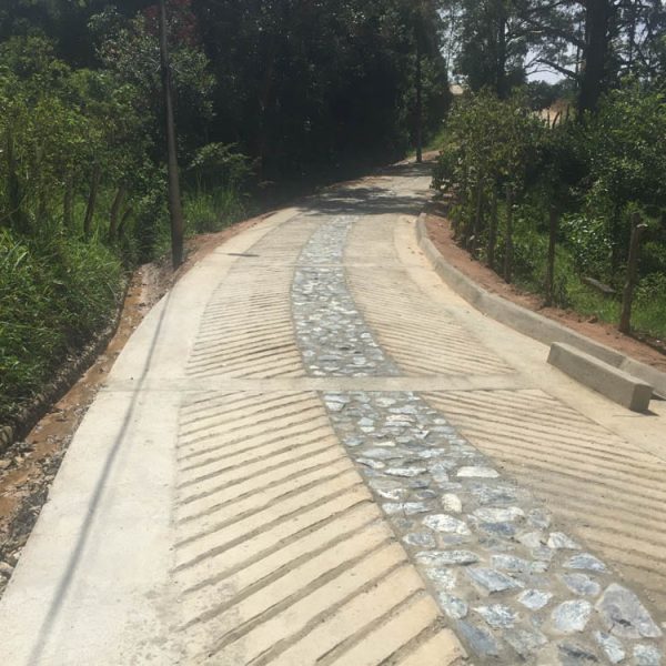 galeria-proyecto-infraestructura-y-vias-placa-huella-la-montanita-barbosa